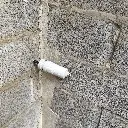capteur_DELTA_L+_mur_pierre_surveillance_fissures.webp