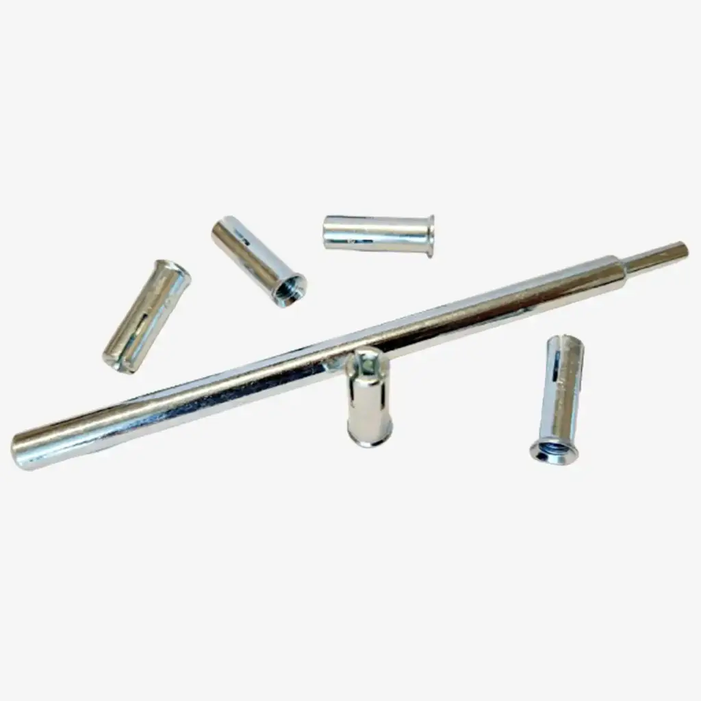 [TIG01] Varilla de golpe galvanizada para casquillo – M6 + 10 casquillos